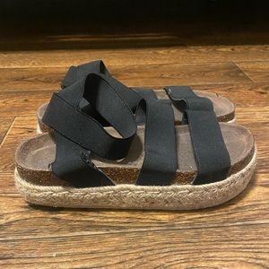 Girls Black sandals / Size - 6